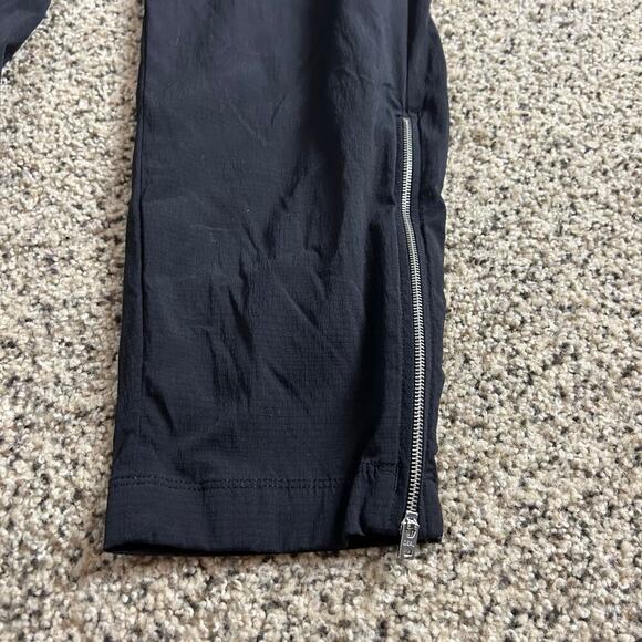 Athleta Mod Trekkie Crop Pants Size 4 Ripstop Black Nylon Outdoor Pull On 291743 - Picture 6 of 8